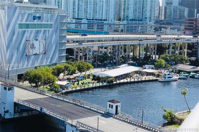THE WHARF RIVERE VIEW - 10 South River Drive