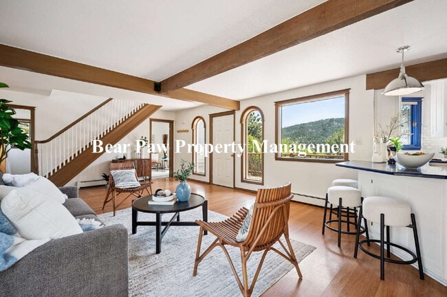 Building Photo - Great House in South Evergreen!! Must See!!