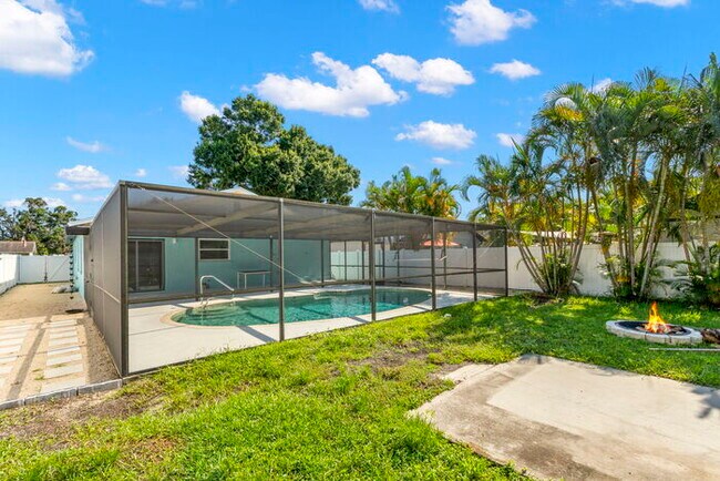 Building Photo - Home For Rent in Fortuna Park WITH A POOL!