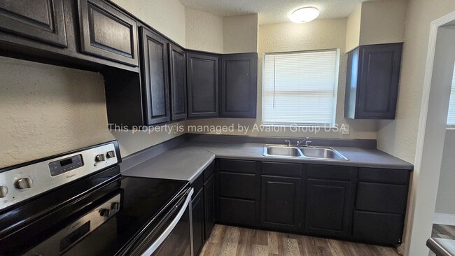 Building Photo - 2135 Corot Ct