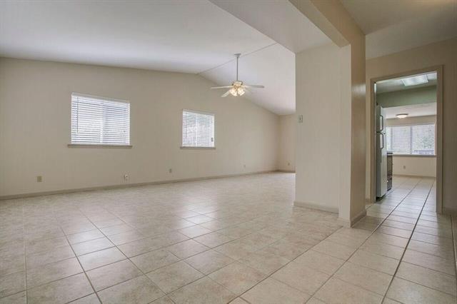 Building Photo - 1723 Windchime Dr