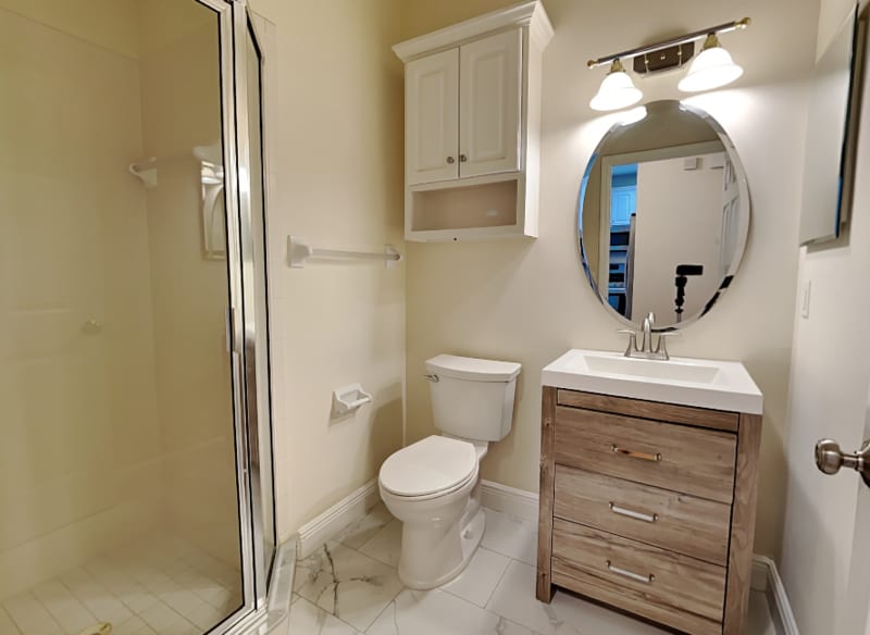 Building Photo - 3315 W De Leon St