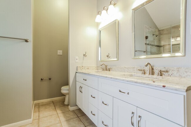 Building Photo - 18703 Singing Woods Dr