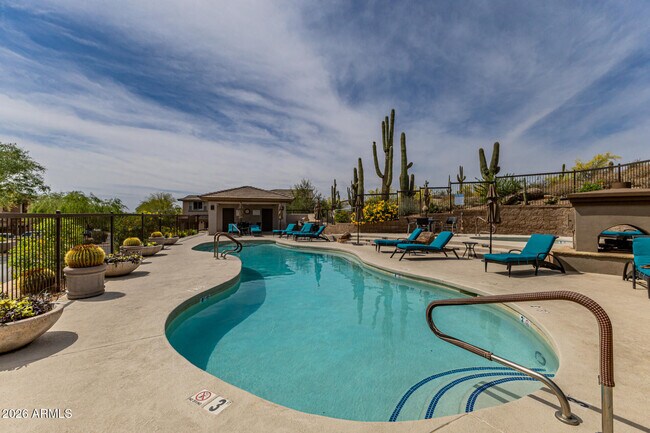 Building Photo - 10260 E White Feather Ln