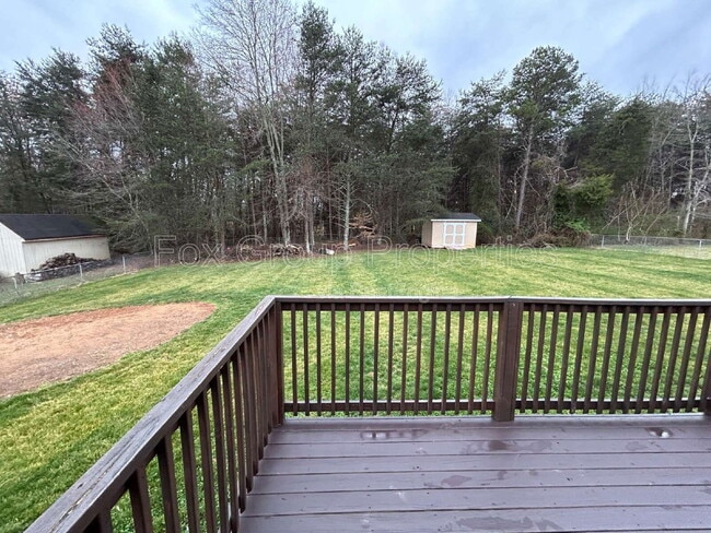Building Photo - 158 Westscott Dr