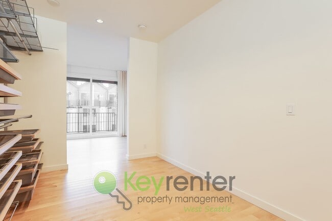 Building Photo - Ballard Area Home with Rooftop Deck, AC, and Parking