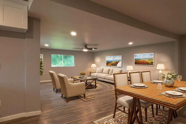 Building Photo - Splendora  Beauty on 2 Acres