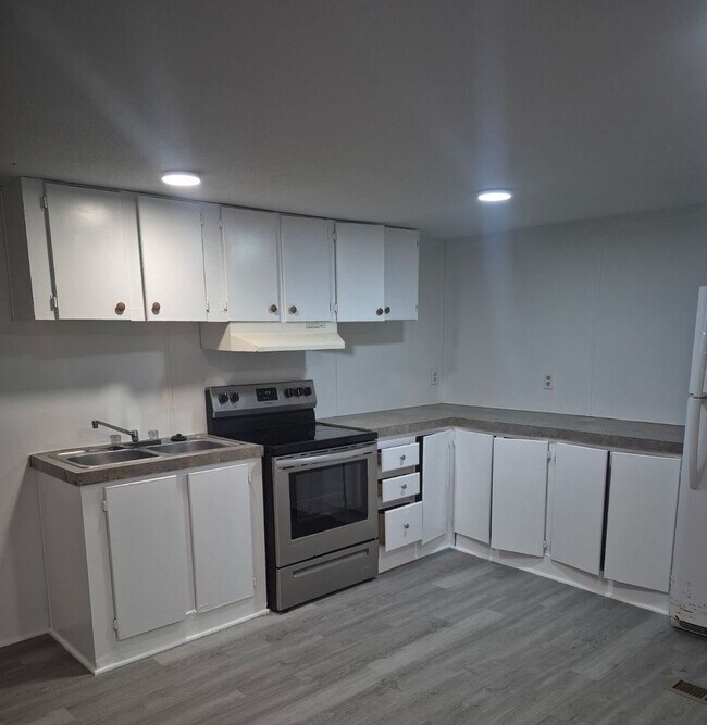 Building Photo - Pace Park