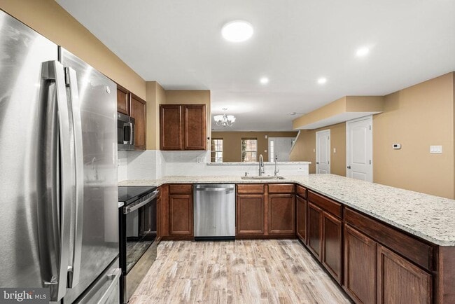 Building Photo - 222 South St