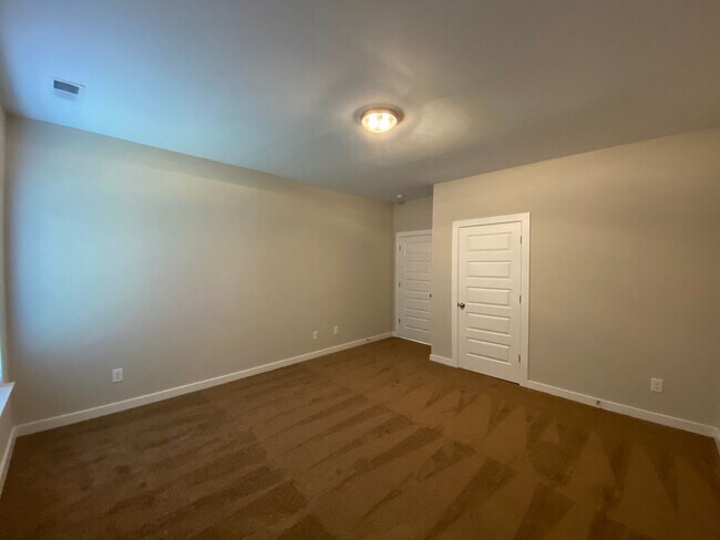 Building Photo - Home for Rent in Brookwood ... Available to View Now!!!