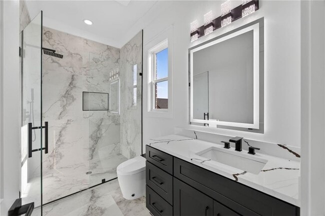 Building Photo - 405 Thunder Rd