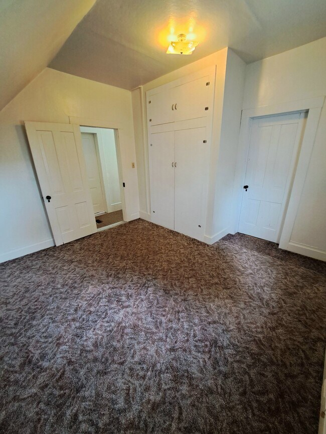 Building Photo - 105 Owsley Ln