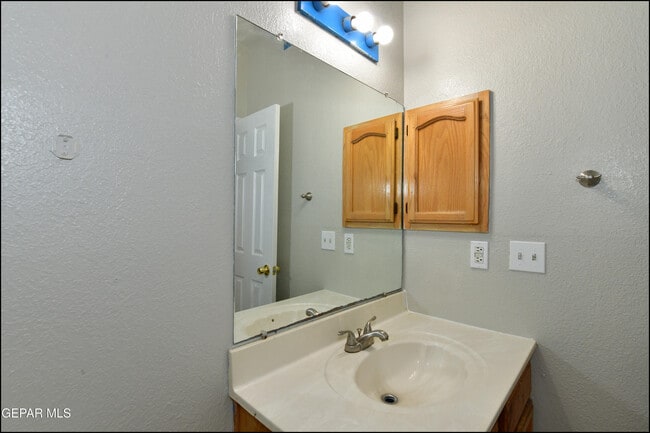 Building Photo - 12257 Robert Dahl Dr
