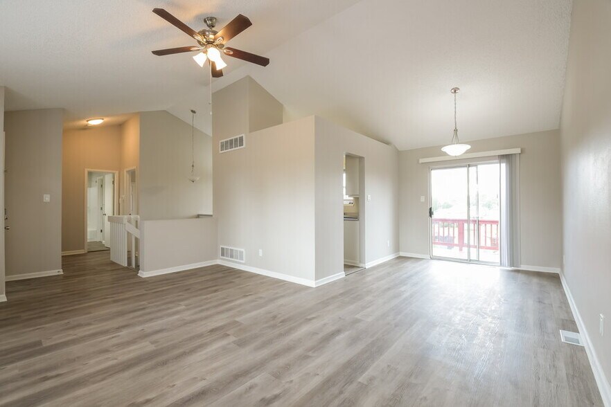 Building Photo - 9554 Milwaukee Ct