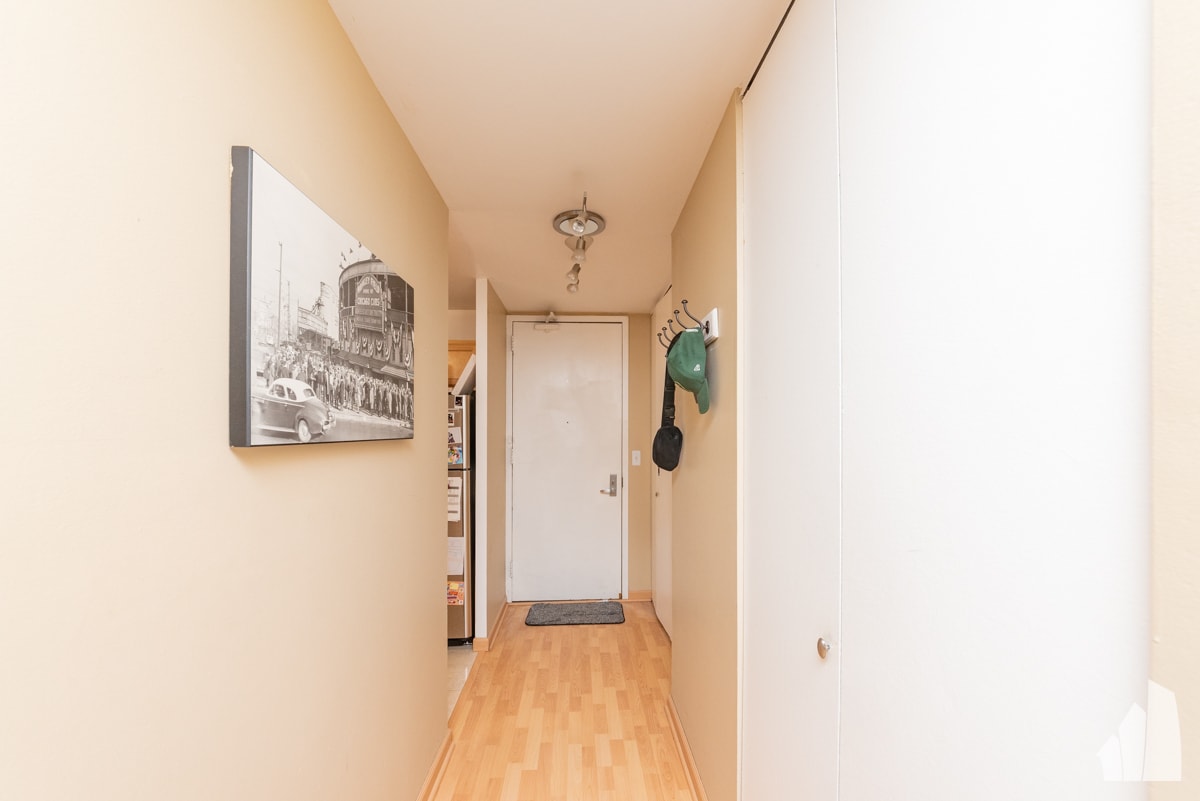 Building Photo - 2020 N Lincoln Park W