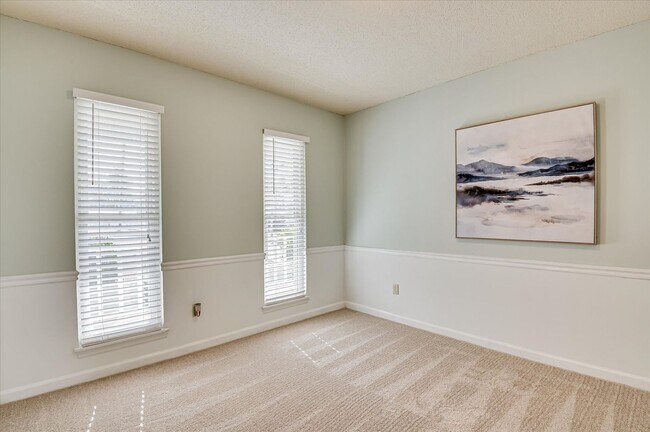 Building Photo - 4367 Quail Creek Rd