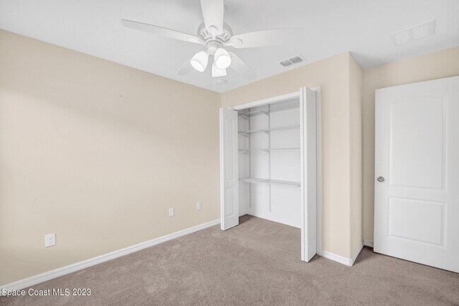 Building Photo - 3496 Bancroft Dr