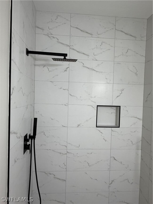 Building Photo - 4281 22nd Ave SW