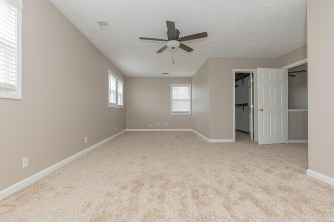 Building Photo - 5500 Big Cynthiana Rd