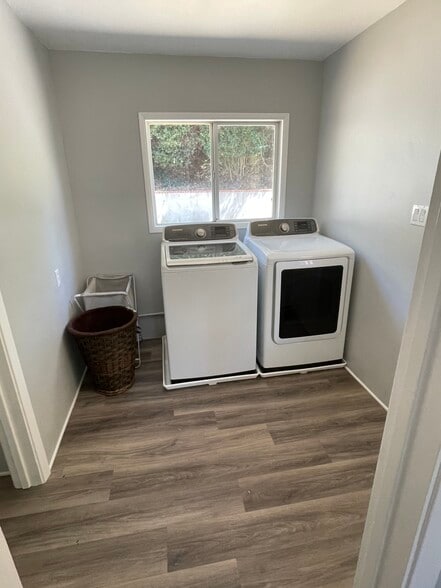 laundry - 11001 Chula Vista Ave