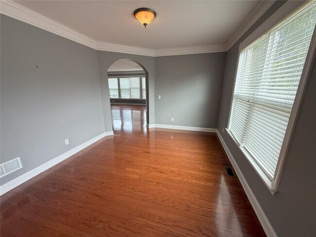 Building Photo - 3730 Clay Ct