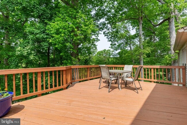 Building Photo - 9815 Wintercress Ct