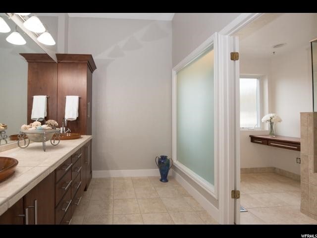 Building Photo - 1407 Chancellor Way