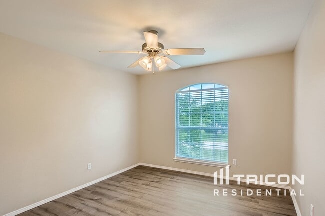 Building Photo - 112 Dublin Cir