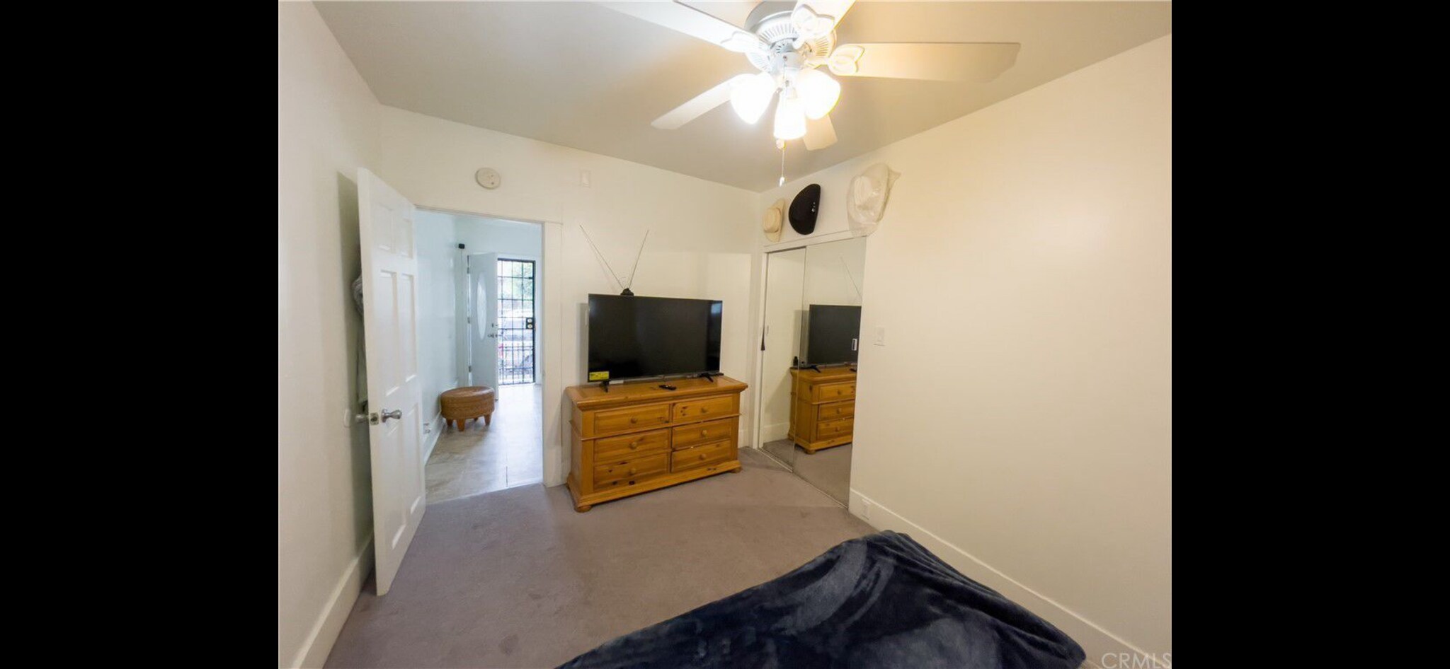 Building Photo - 519 E Dayman St