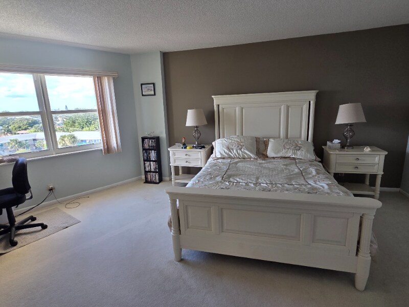 Building Photo - 1200 Hibiscus Ave