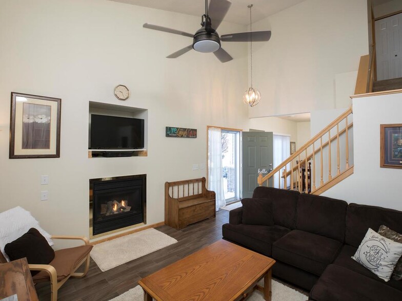 Building Photo - 11177 77th St NE