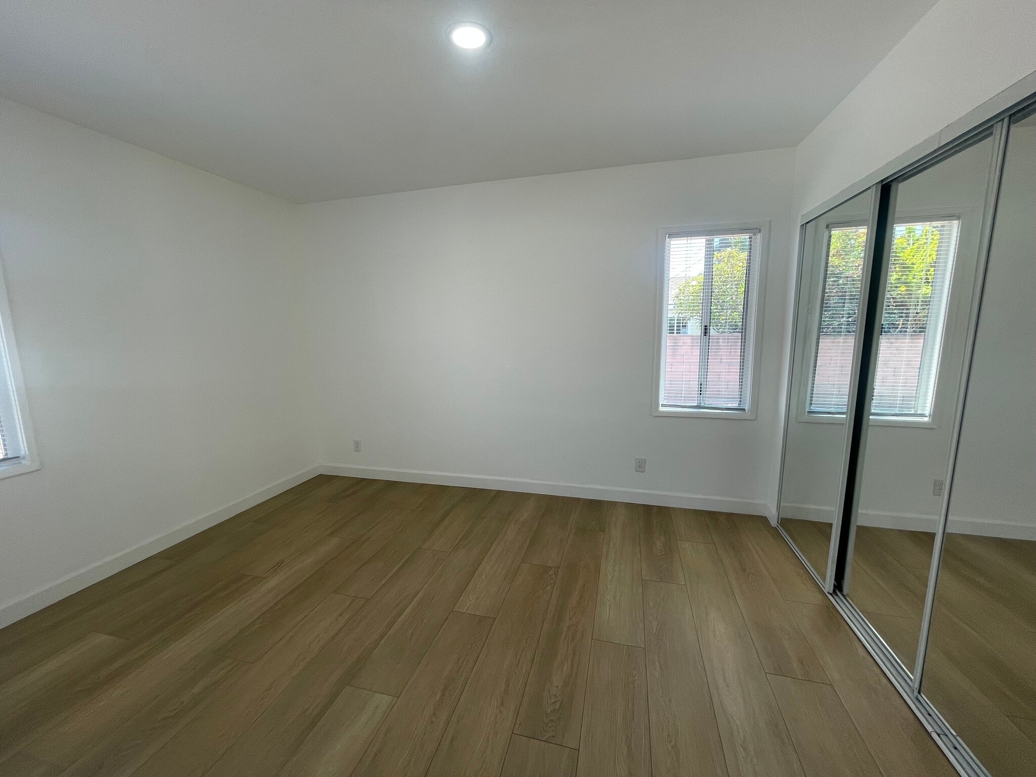 Master bedroom - 12212 Everest St