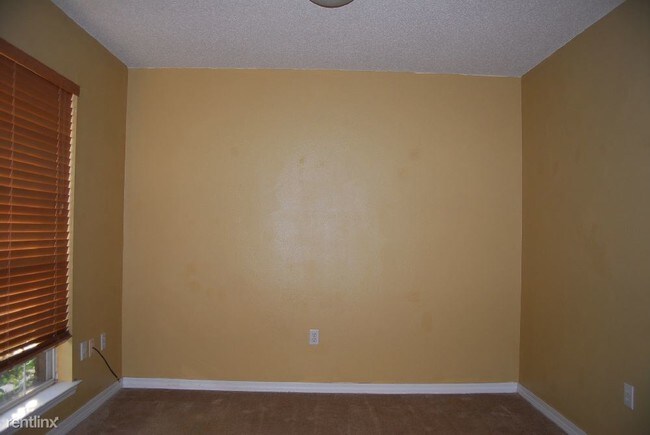Building Photo - 3 br, 2 bath House - 12092 Harmony Cir