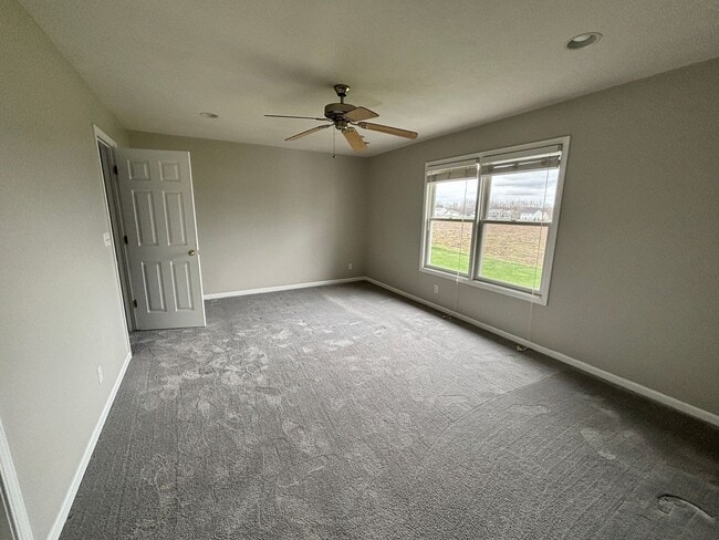 Building Photo - 4-bedroom, 2.5 bathroom unfurnished home in Saint Joseph