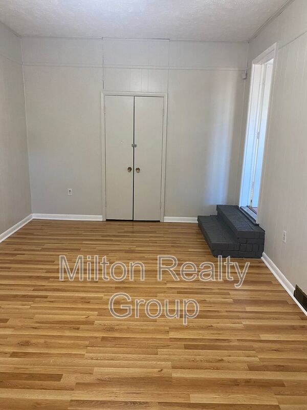 Building Photo - 54 Rolling Springs Dr