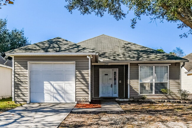 Building Photo - 1240 Brookwood Bluff Rd E