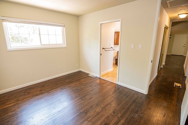 Building Photo - 4384 Camden Ave