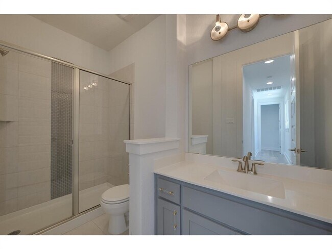 Building Photo - 523 Baldovino Skyway