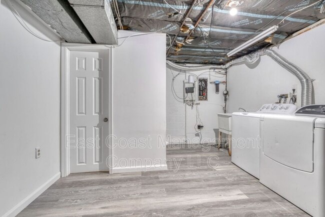 Building Photo - 5413 King Arthur Cir