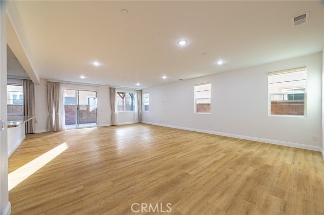 Building Photo - 3152 E Olympic Dr