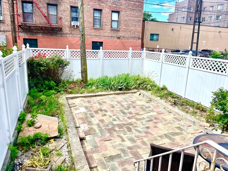 Building Photo - 372 Bay Ridge Ave