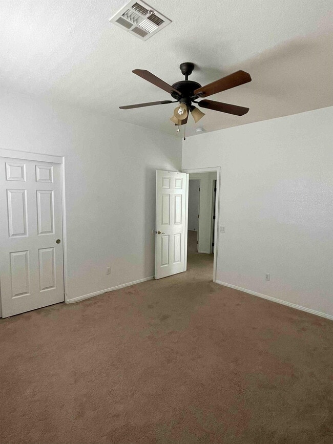 Building Photo - 8609 Highland View