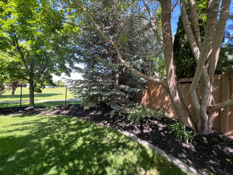 Building Photo - 2281 N 1420 W