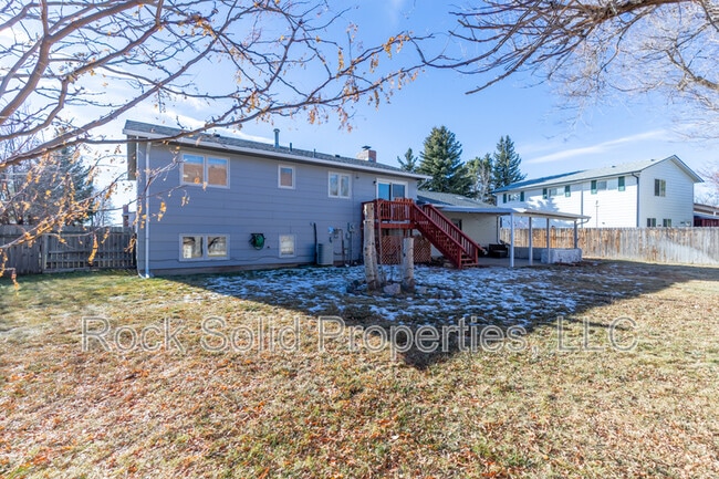 Building Photo - 1308 Green Acres Ct