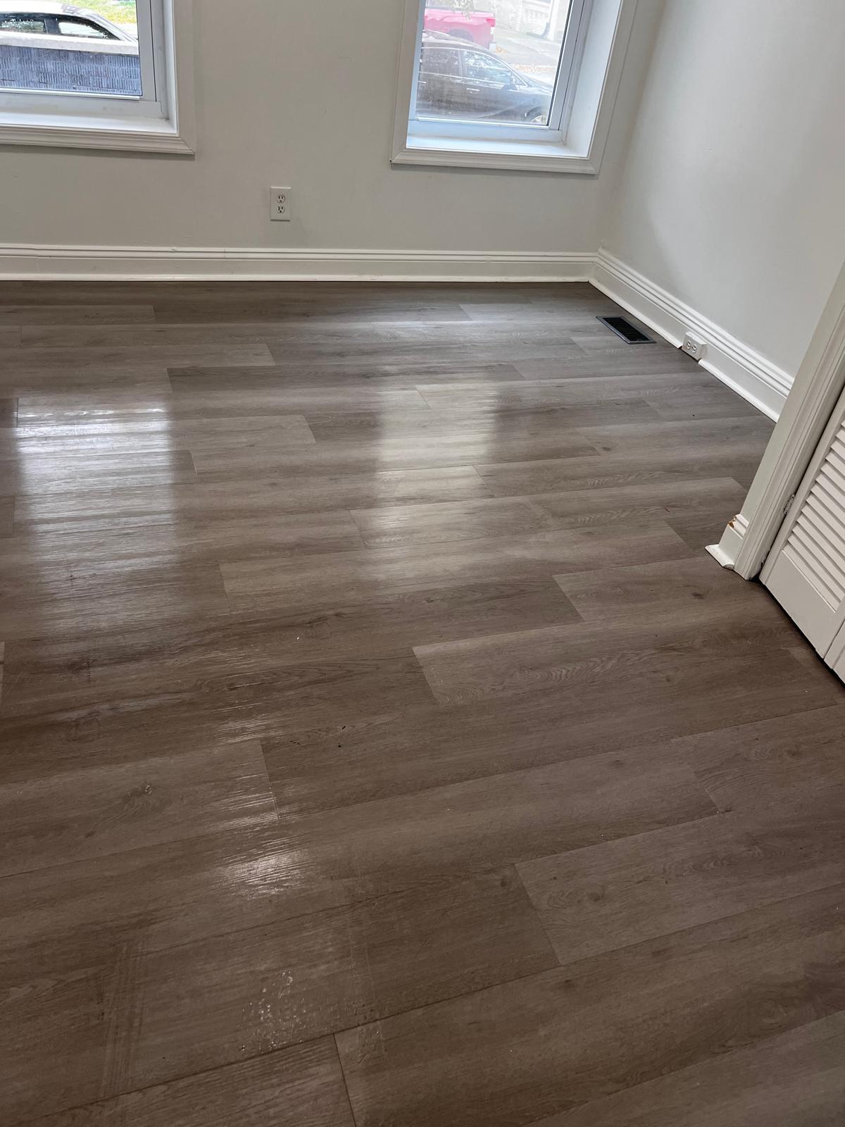 Large Bright Second Bedroom - 2448 Lakeview Ave