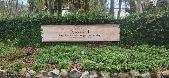 Building Photo - 232 Flamingo Dr