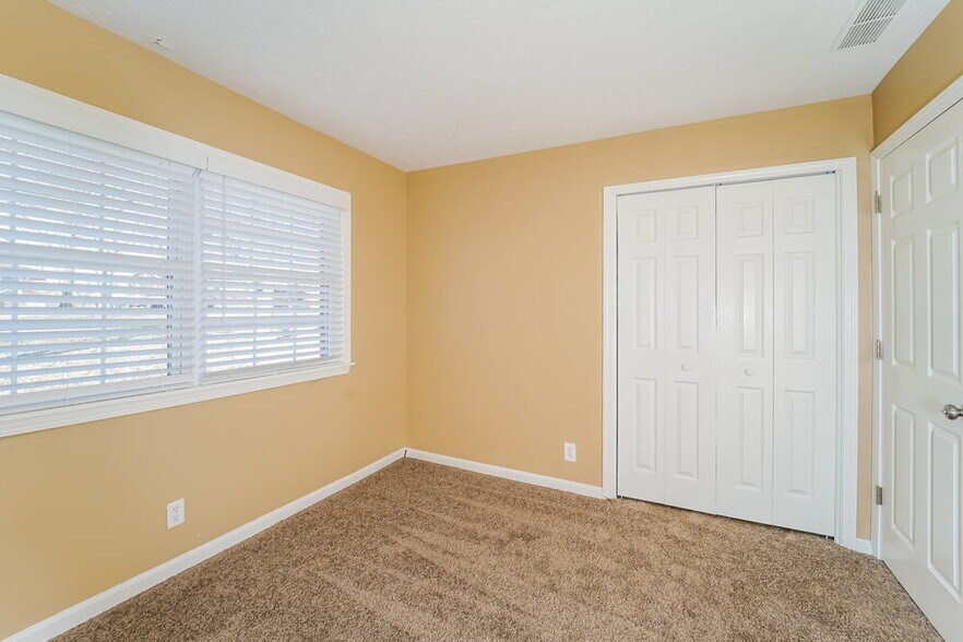 Building Photo - 6506 Missionary Ridge Dr