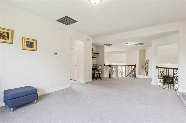 Building Photo - 940 Abbott Ln
