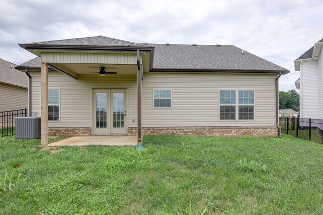 Building Photo - 2547 Rafiki Dr