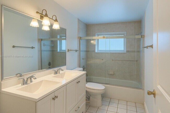 Building Photo - 5232 SW 92nd Terrace